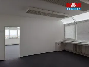 Pronájem kanceláře, Brno - Lesná, Slavíčkova, 30 m2