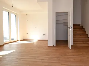 Pronájem rodinného domu, Jenišov, Slunná, 117 m2