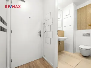 Prodej bytu 1+kk, Praha - Libeň, Novovysočanská, 24 m2