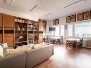 Pronájem bytu 2+kk, Hradec Králové, Veverkova, 53 m2