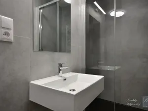 Prodej bytu 4+1, Praha - Čimice, Strážnická, 103 m2