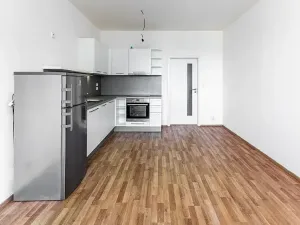 Pronájem bytu 2+kk, Praha - Holešovice, Malá Plynární, 51 m2