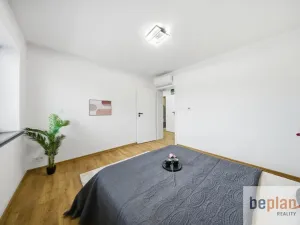 Pronájem bytu 3+kk, Zlatníky-Hodkovice, K Cihelně, 53 m2