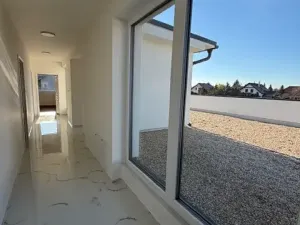 Prodej vily, Sulice, Na Okruhu, 247 m2