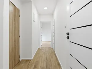 Pronájem bytu 2+kk, Karlovy Vary, Šmeralova, 48 m2