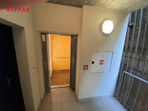 Pronájem bytu 2+kk, Praha - Michle, U michelského mlýna, 70 m2