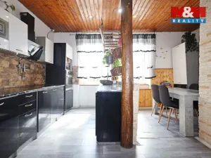 Prodej rodinného domu, Nejdek, Karlovarská, 190 m2