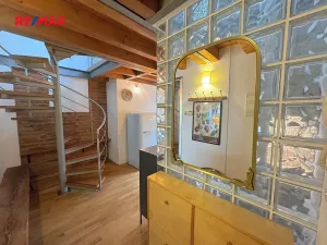 Pronájem bytu 2+kk, Praha - Smíchov, Hořejší nábřeží, 44 m2