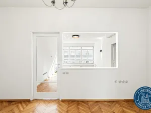 Prodej bytu 3+1, Praha, Soukenická, 99 m2