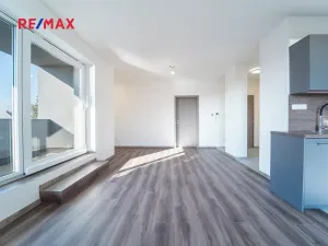 Pronájem bytu 3+kk, Kolín, Leoše Janáčka, 81 m2