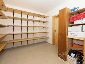 Prodej rodinného domu, Dolní Břežany, K Písnici, 98 m2