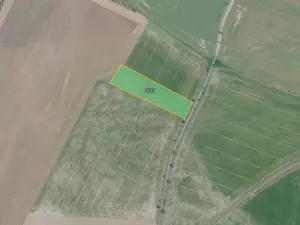 Prodej pole, Bobnice, 4388 m2