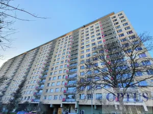 Pronájem bytu 4+1, Praha - Kobylisy, Chabařovická, 97 m2