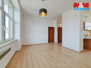 Prodej bytu 2+kk, Mariánské Lázně, Husova, 48 m2