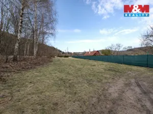 Prodej pole, Vsetín, 1931 m2