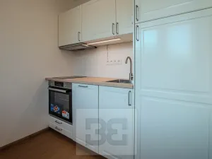 Pronájem bytu 1+1, Praha - Střížkov, Bínova, 32 m2