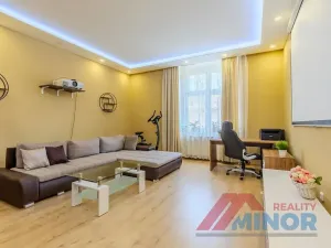 Prodej bytu 3+1, Slaný, Ouvalova, 94 m2