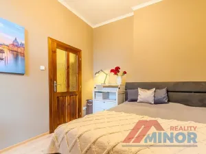 Prodej bytu 3+1, Slaný, Ouvalova, 94 m2