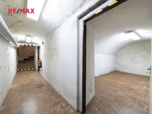 Prodej obchodního prostoru, Králíky, 5. května, 519 m2