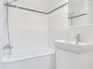 Pronájem bytu 1+kk, Praha - Troja, Písečná, 26 m2