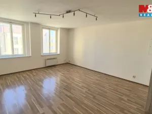 Pronájem bytu 1+1, Kladno, plk. Stříbrného, 40 m2