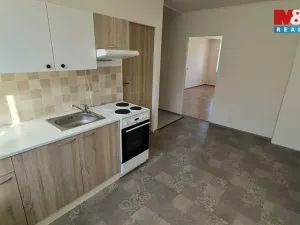 Pronájem bytu 1+1, Kladno, plk. Stříbrného, 40 m2