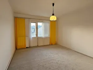 Pronájem bytu 3+kk, Praha, Kladenská, 82 m2