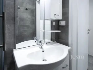 Pronájem bytu 2+kk, Praha - Komořany, Na Komořsku, 43 m2