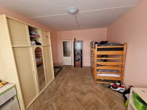 Prodej bytu 2+1, Luby, Tovární, 62 m2