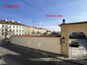 Prodej bytu 4+1, Praha - Malá Strana, Valdštejnská, 117 m2