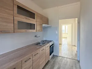 Pronájem bytu 3+1, Chomutov, Školní pěšina, 76 m2