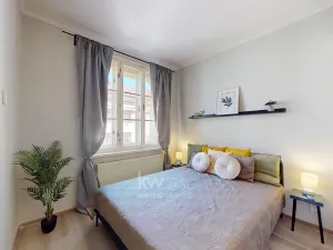 Pronájem bytu 2+kk, Praha - Žižkov, Žerotínova, 45 m2