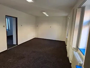 Pronájem kanceláře, Plzeň, Perlová, 42 m2