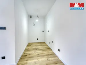Prodej bytu 2+kk, Tlučná, Tlučenská kolonie, 40 m2