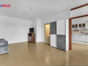 Prodej bytu 1+1, Pardubice - Zelené Předměstí, Pichlova, 42 m2