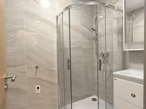 Pronájem bytu 2+kk, Hradec Králové, Dukelská třída, 54 m2