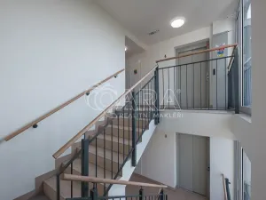 Prodej bytu 2+kk, Praha - Letňany, Tupolevova, 56 m2