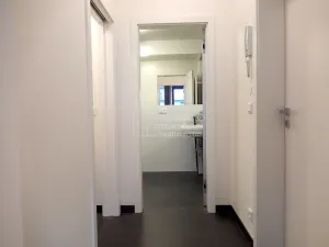 Pronájem bytu 1+kk, Praha - Střížkov, Střížkovská, 43 m2