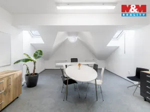 Prodej kanceláře, Ostrava - Kunčičky, Škrobálkova, 700 m2