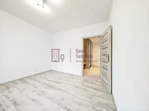 Pronájem bytu 2+1, Jindřichův Hradec, sídliště U Nádraží, 50 m2