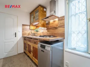 Prodej bytu 3+1, Praha - Malá Strana, Nebovidská, 57 m2