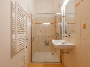 Pronájem bytu 2+kk, Praha - Nové Město, Plavecká, 50 m2