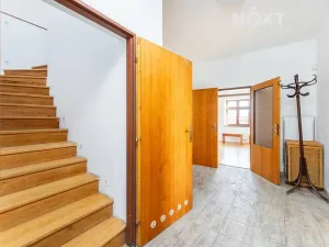 Prodej rodinného domu, Březno, 380 m2