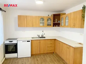 Pronájem rodinného domu, Senec, 100 m2