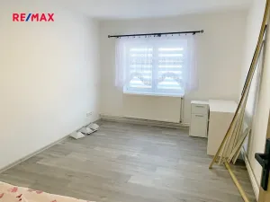 Pronájem rodinného domu, Senec, 100 m2