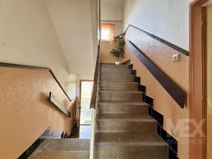 Prodej rodinného domu, Holohlavy, Na Lávkách, 125 m2