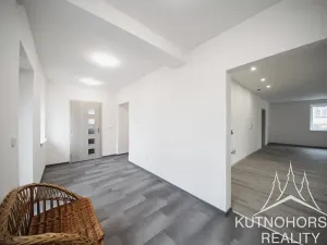 Prodej rodinného domu, Červené Pečky, Husova, 177 m2