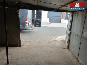 Prodej garáže, Praha, Závišova, 50 m2