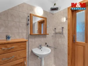 Pronájem rodinného domu, Pecka, 88 m2