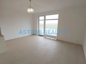 Pronájem bytu 1+kk, Hostivice, Ječná, 36 m2